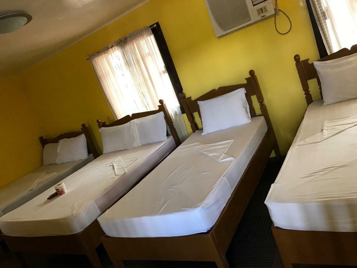 Luis Bay Travellers Lodge Coron Exterior foto
